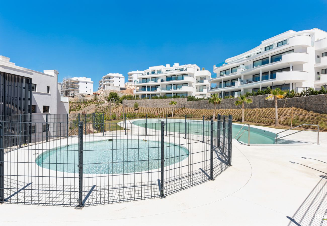 Apartamento en Fuengirola - El Valle | Terraza | Piscina | Vista