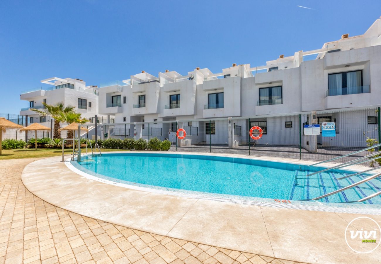 Herenhuis in Fuengirola - Zumo - Jacuzzi | BBQ | Zeeuitzicht