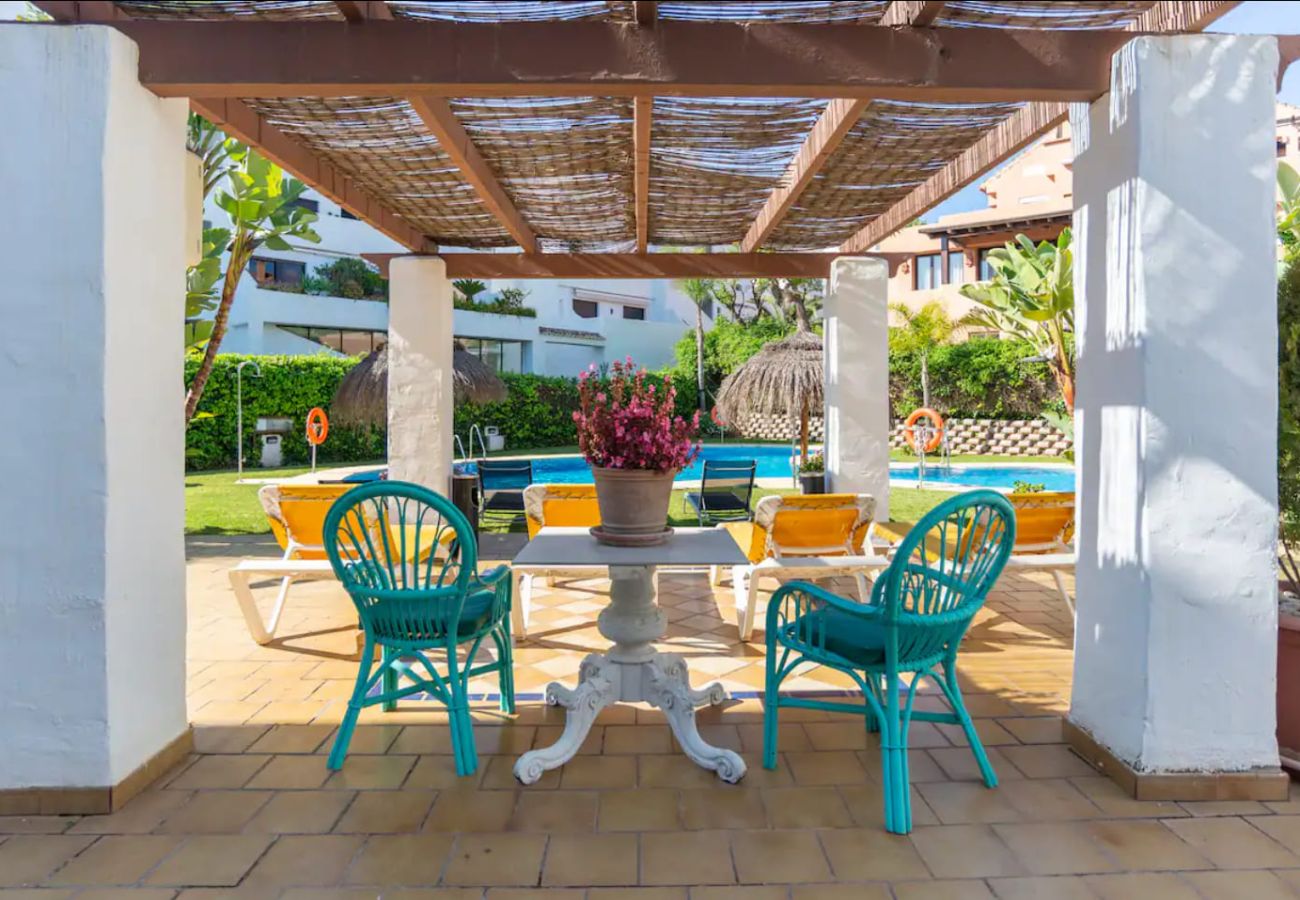 Appartement in Marbella - Las Lomas | Locatie | Uitzicht