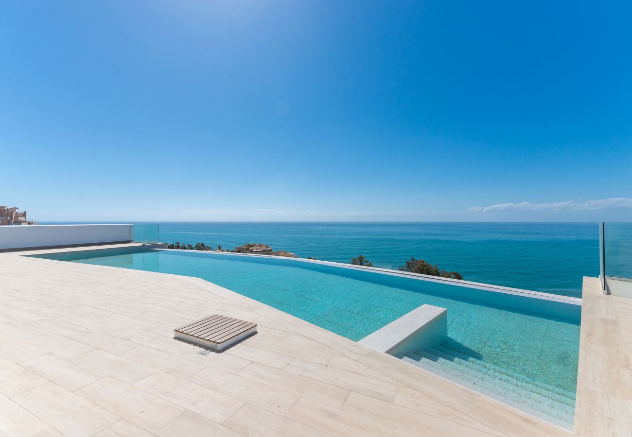 Appartement in Benalmádena - Navio | Infinity Pool | Terras