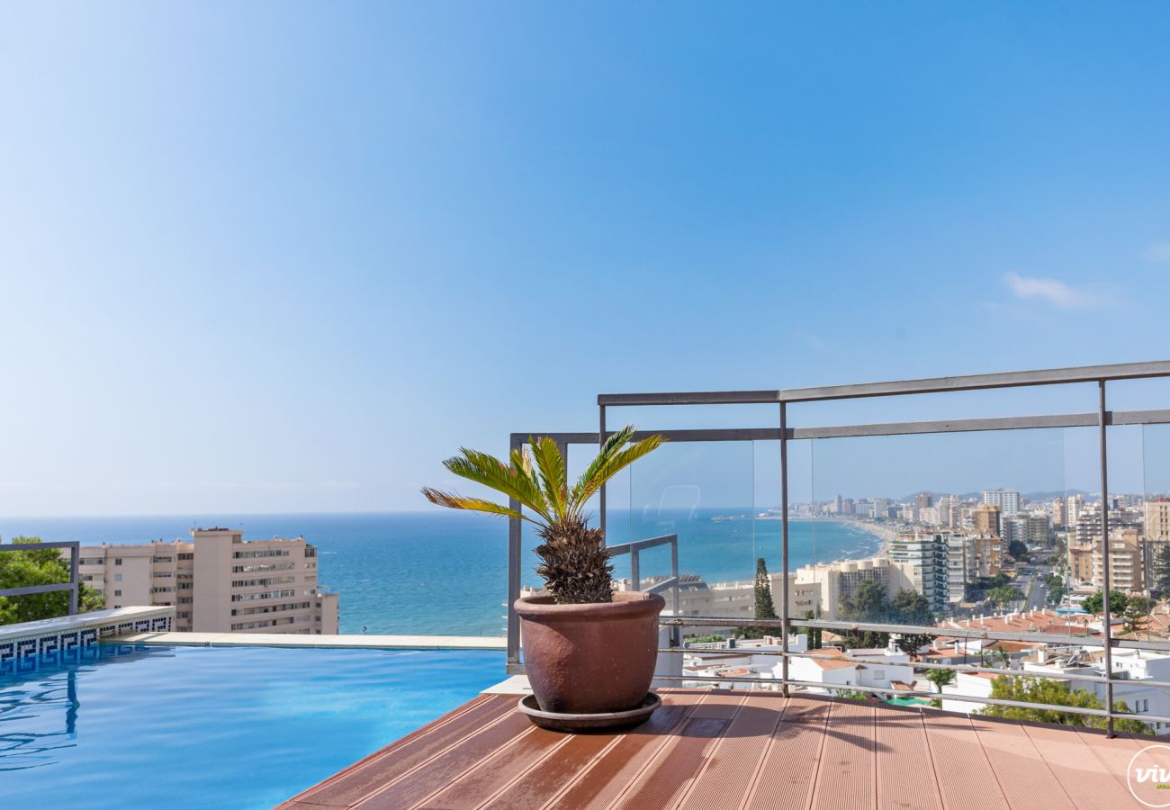 Apartment in Fuengirola - La Roca | Private Pool | View 