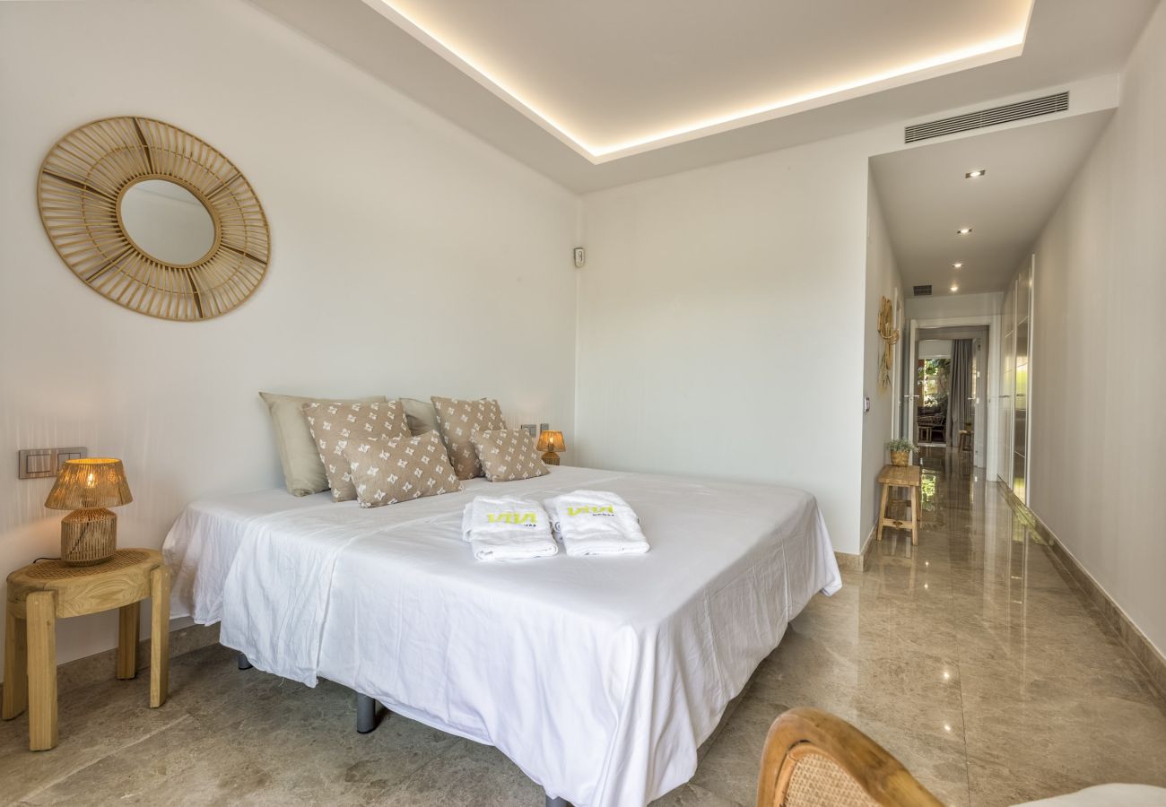 Apartment in Nueva andalucia - Boho | Luxury | Pool | Views