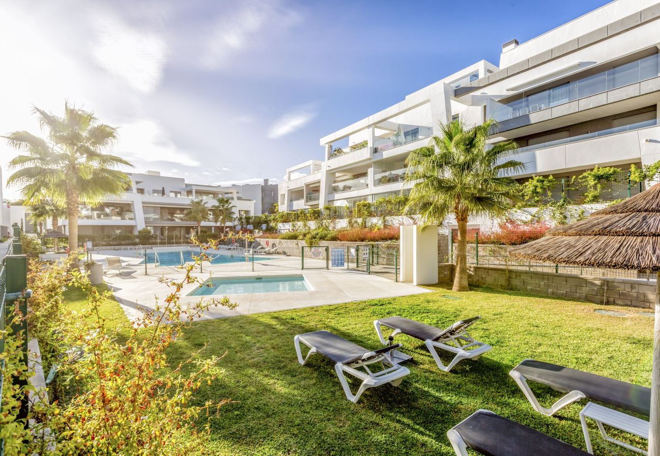 Apartment in Estepona - Sol Garden | Pool | Terrace