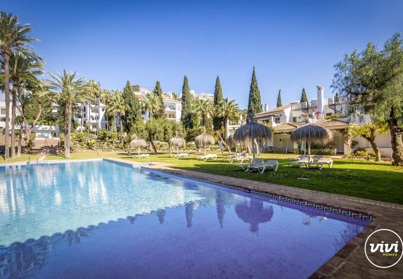 Apartment in Marbella - Casa Nobu | Pool | Garden 