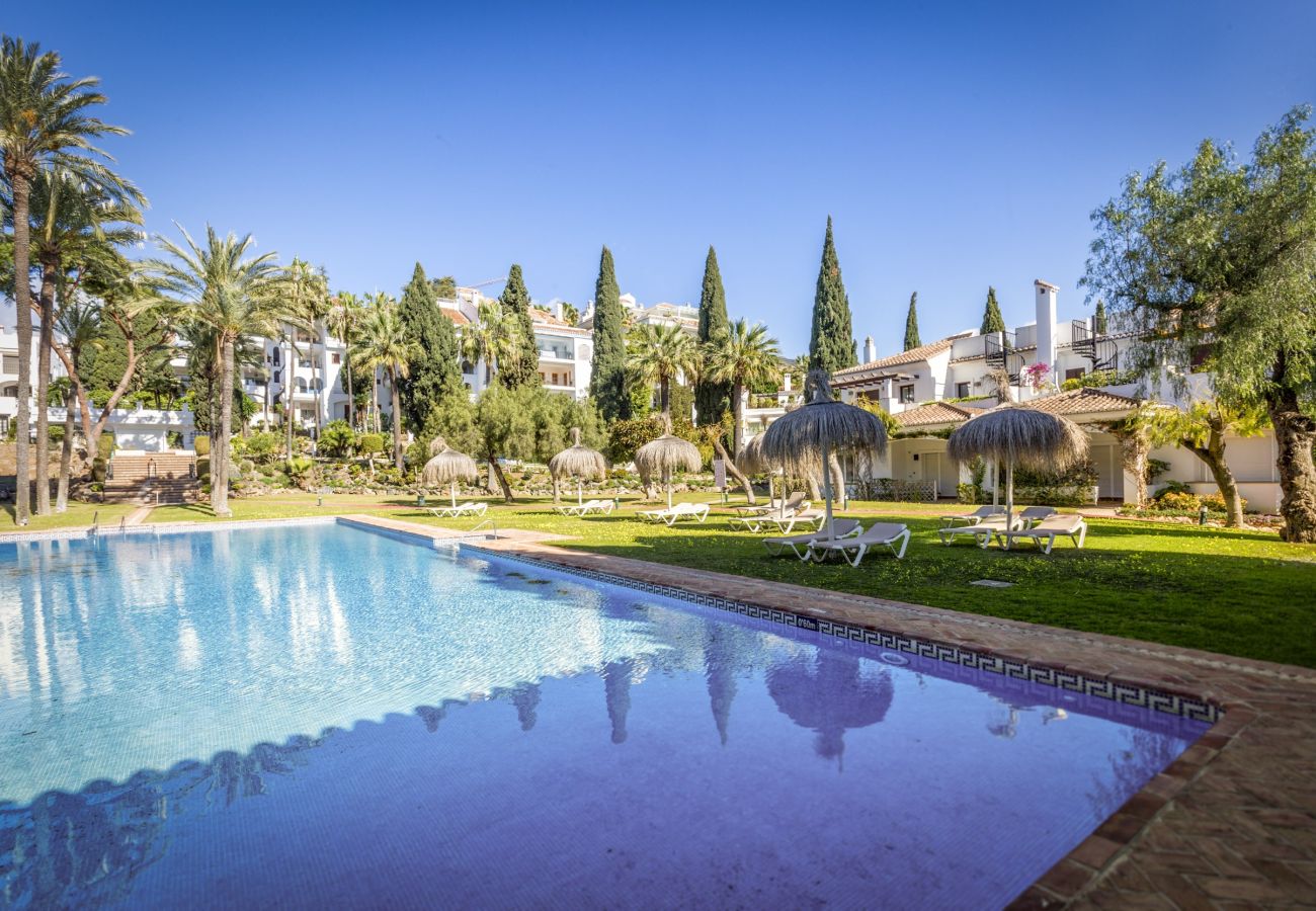 Apartment in Marbella - Casa Nobu | Pool | Garden 