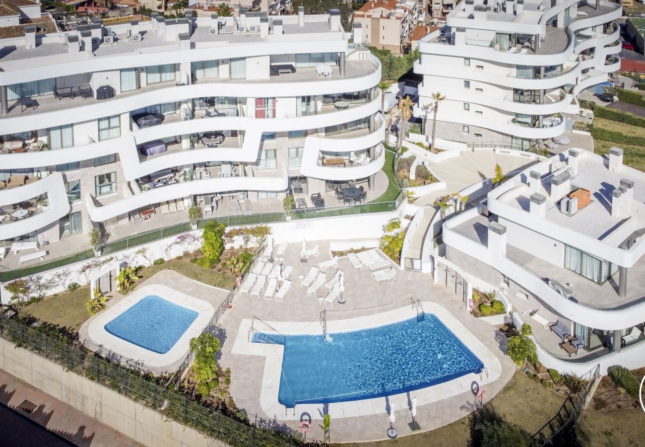 Apartment in Mijas Costa - Emerald | Sauna | Gym | View