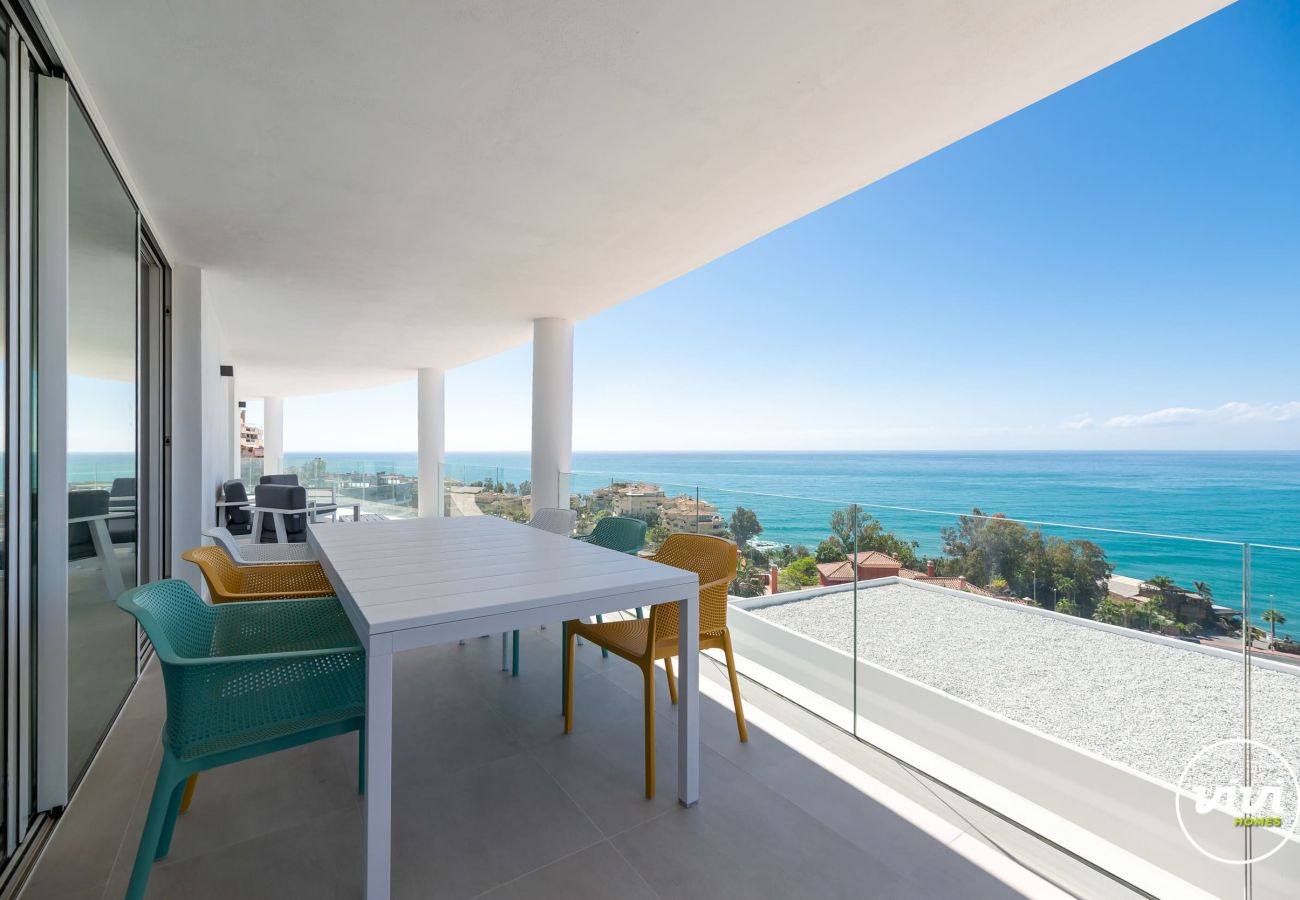 Apartment in Benalmádena - Navio | Infinity Pool | Terrace