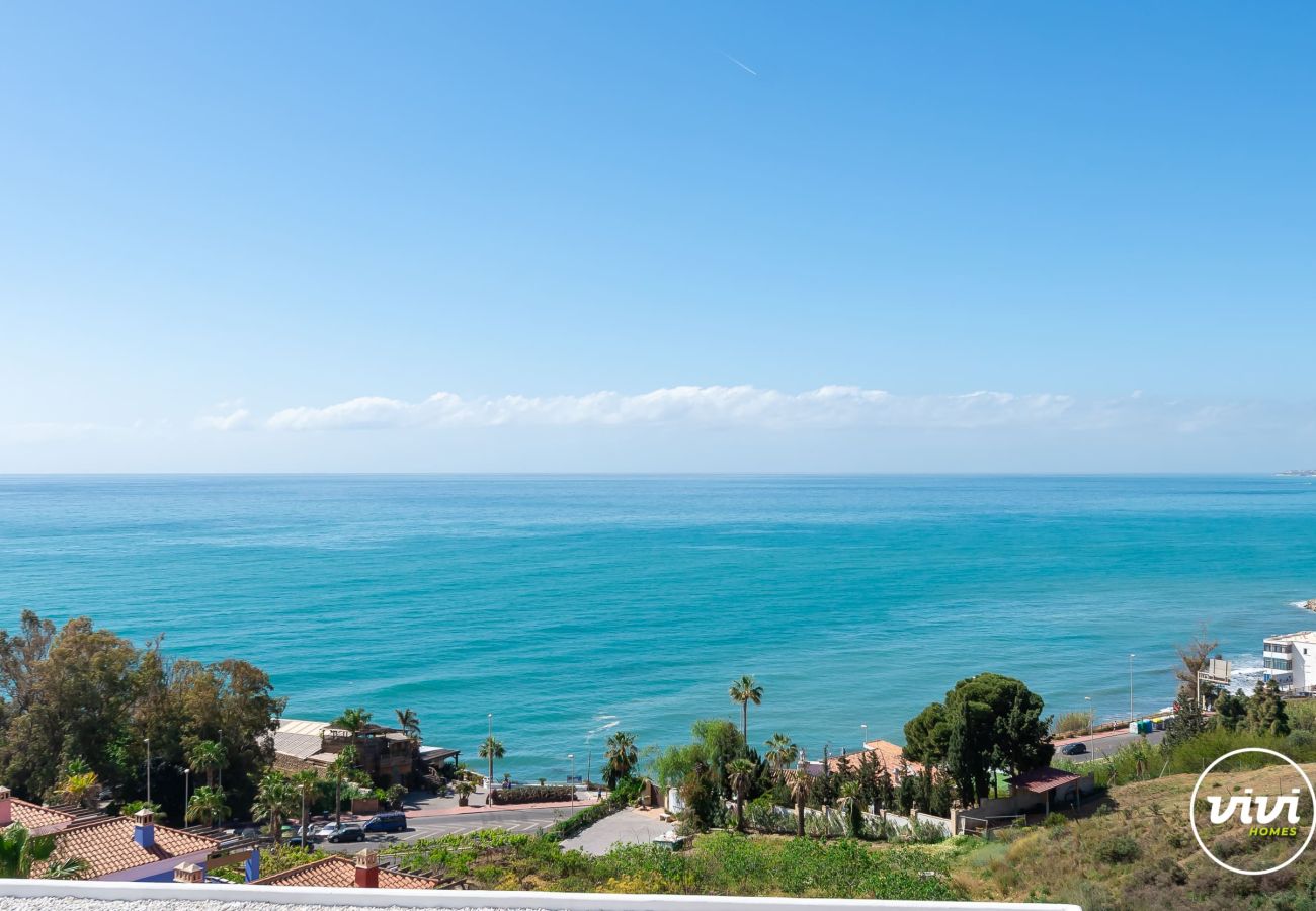 Apartment in Benalmádena - Navio | Infinity Pool | Terrace